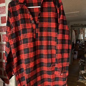 Black and red nightshirt